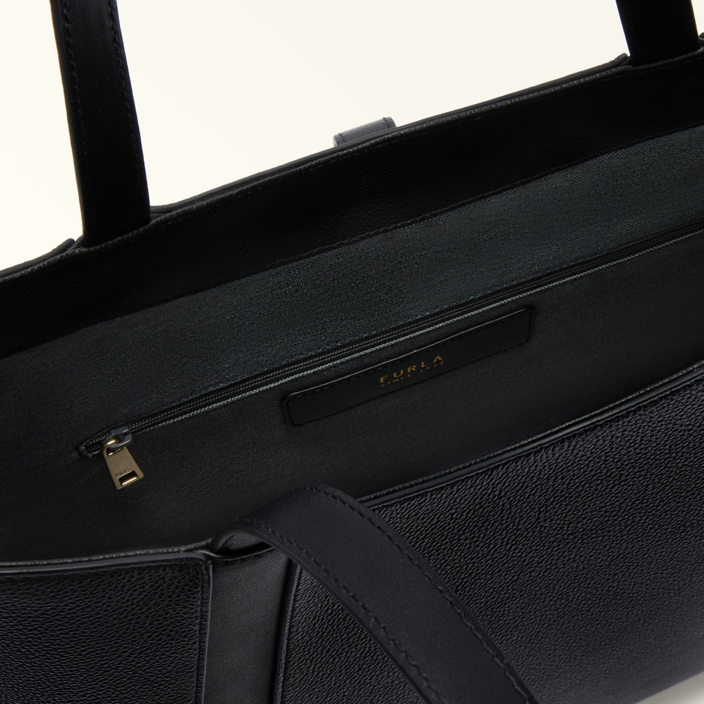 FURLA -  Borsa Goccia Shopping L  - Nero