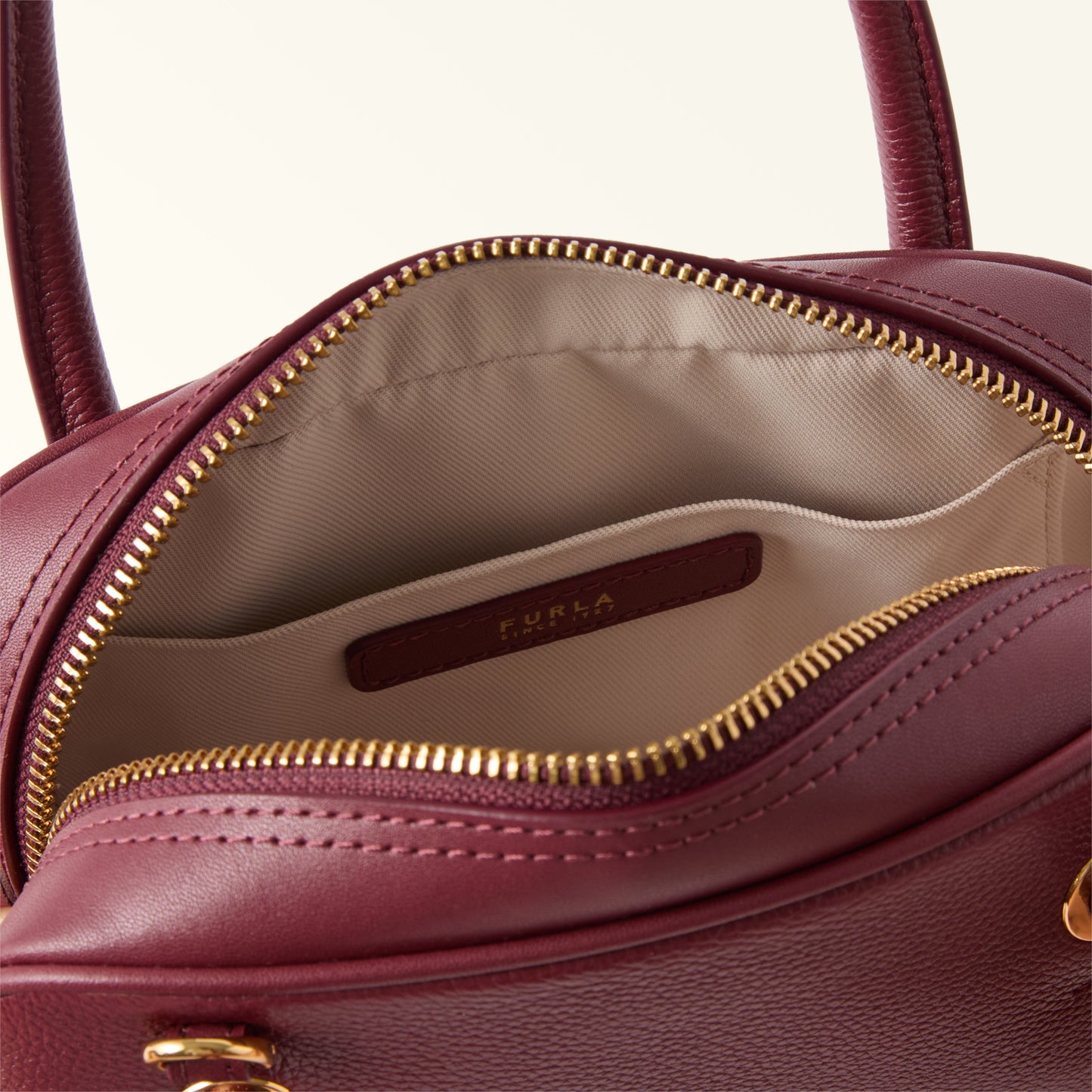 FURLA - Minibag Poppy - Red Apple