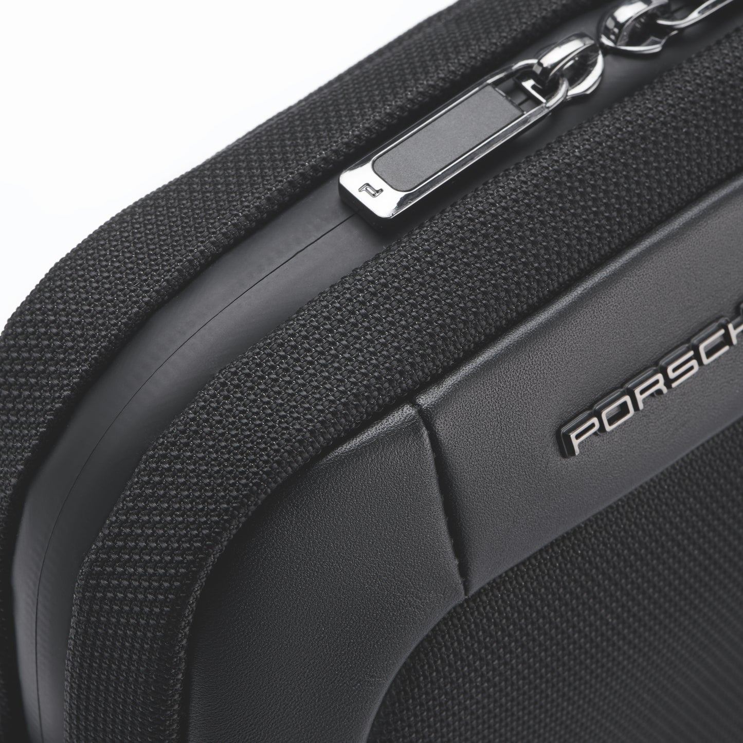 PORSCHE DESIGN - Roadster Shoulderbag XS